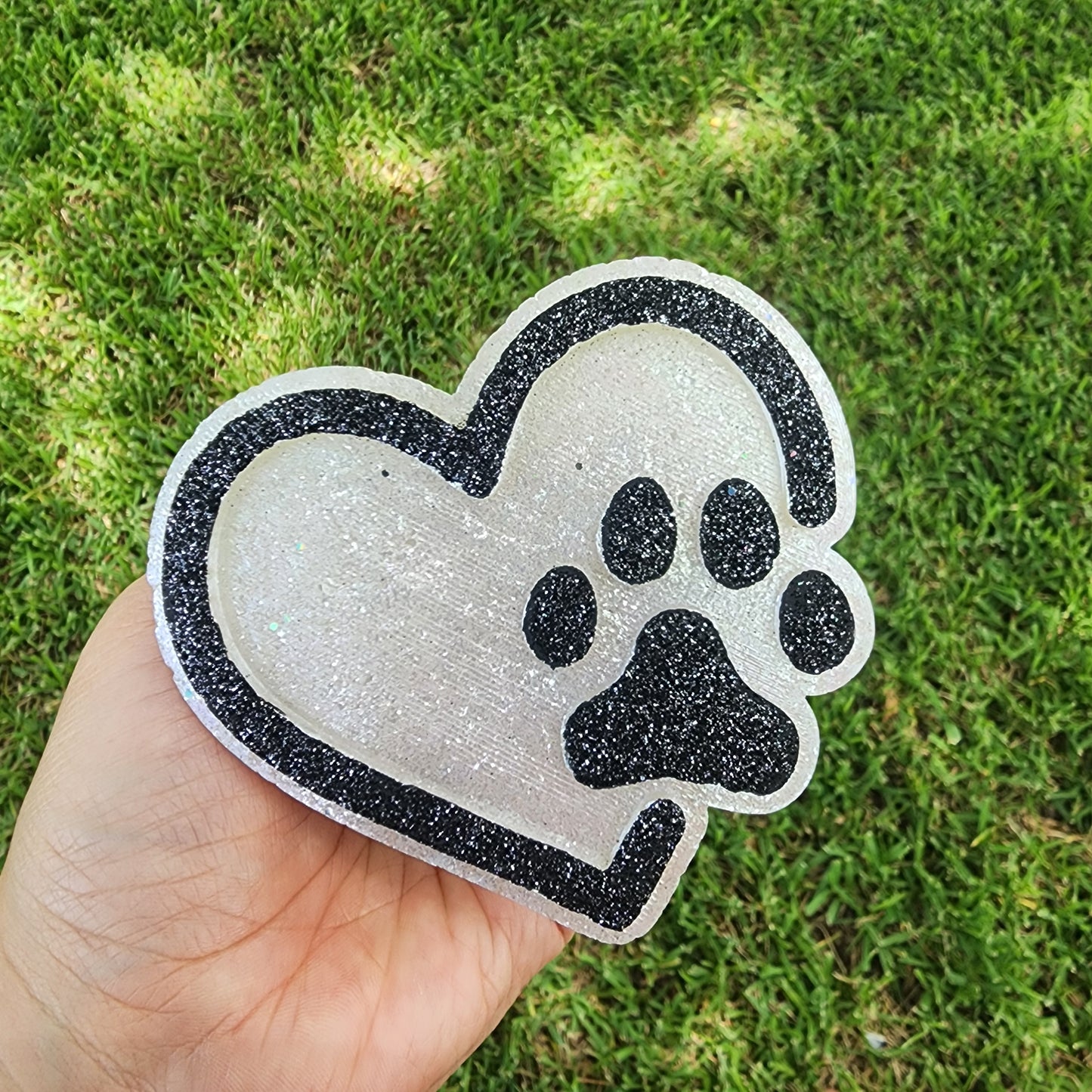 HEART PAW FRESHIE