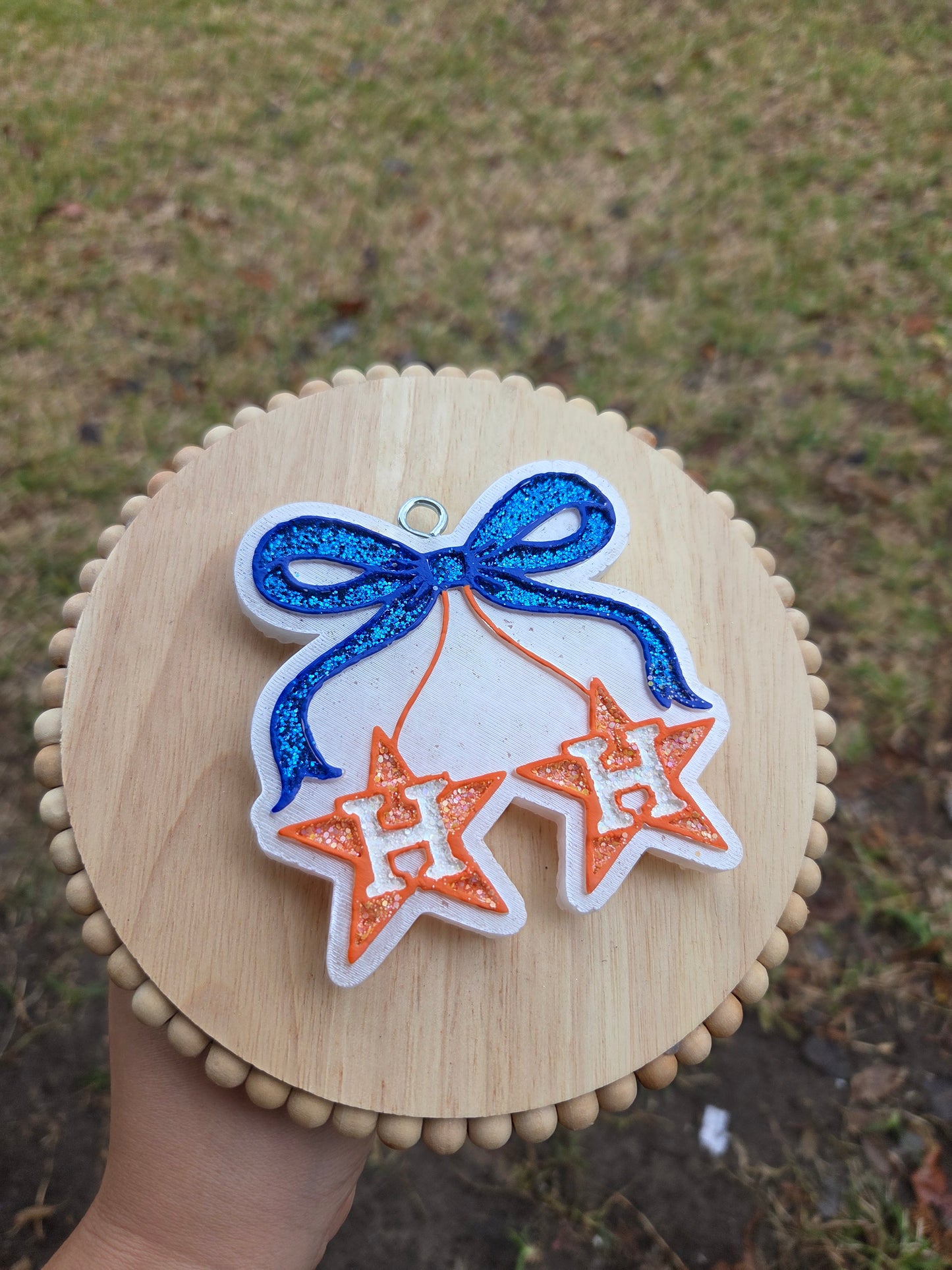 Astros bow
