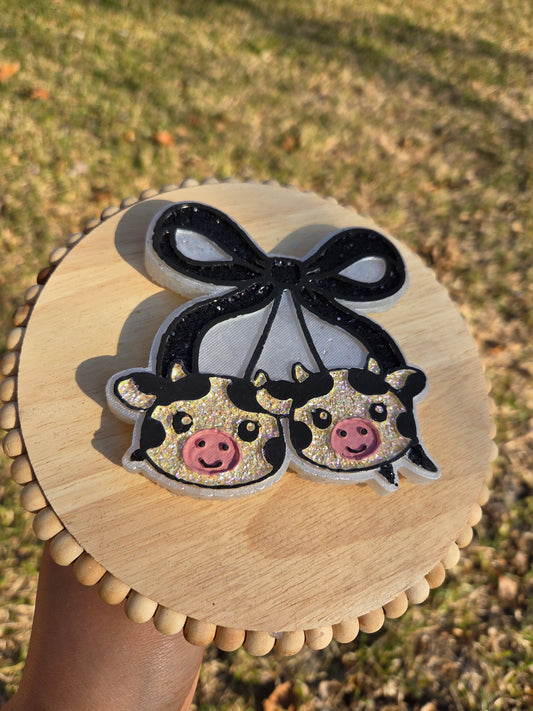 Bow cow
