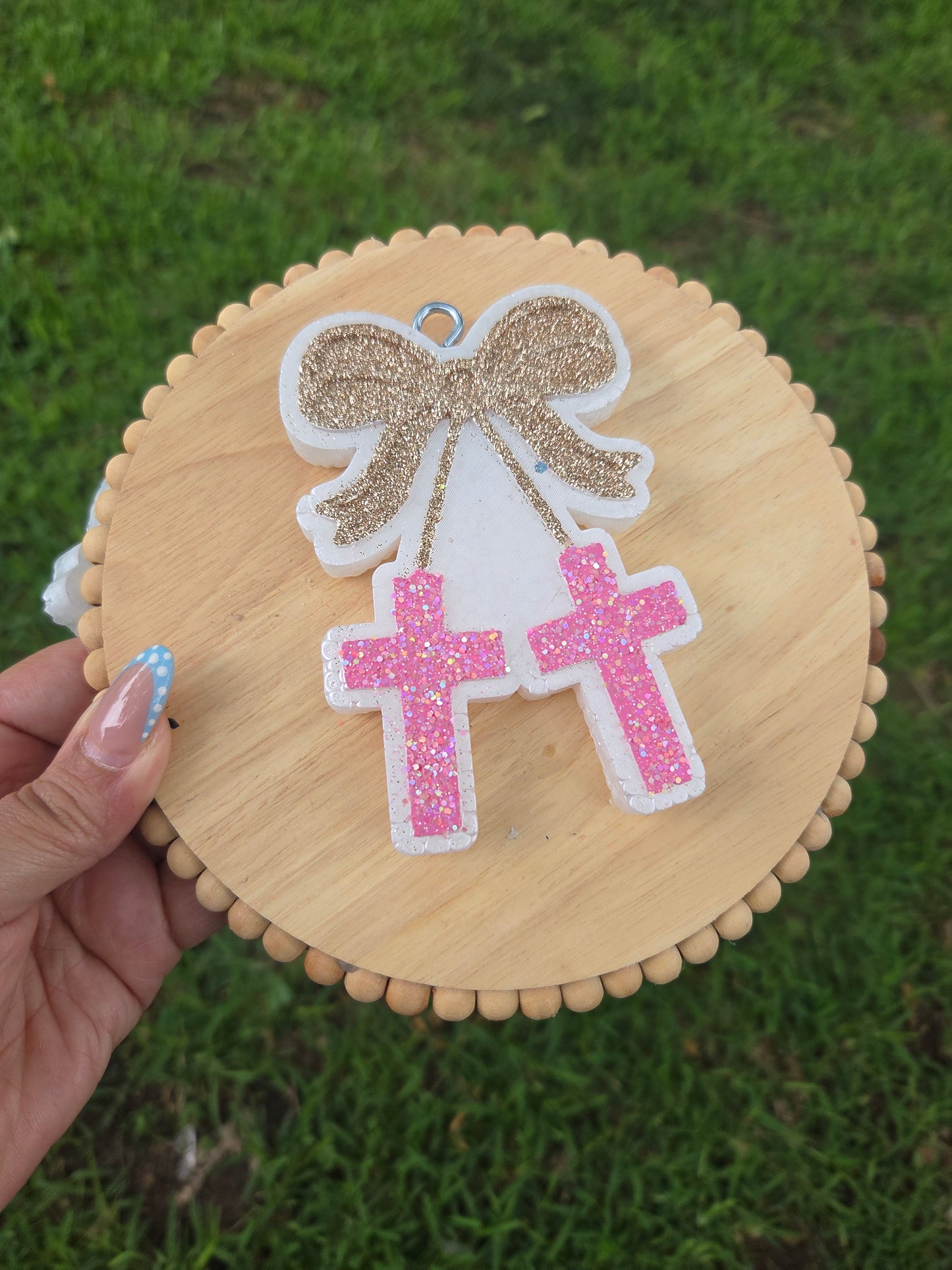 Cherry cross bow
